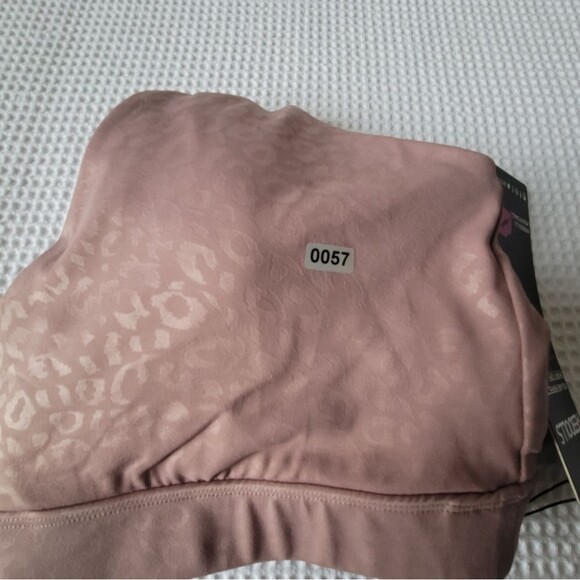 Rebdolls Women's FLAUNT IT leopard plunge V neck sports Bra Plus size 2X mauve - Picture 12 of 12